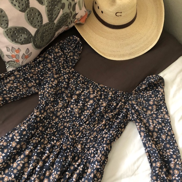 Grey floral dress - Picture 3 of 3